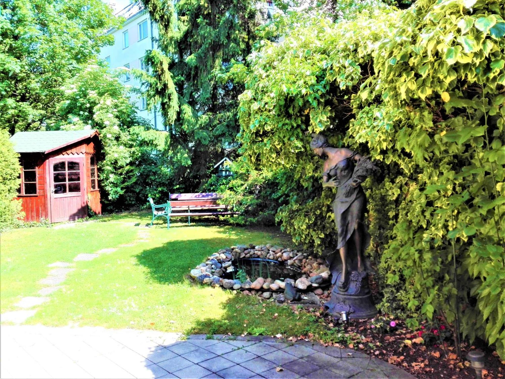 Schneider-goessl 3* Viena
